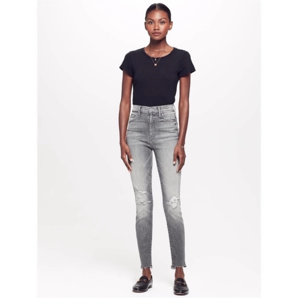 NWT MOTHER The Swooner Ankle Chew Distressed Jean Scene of The Crime Size 28